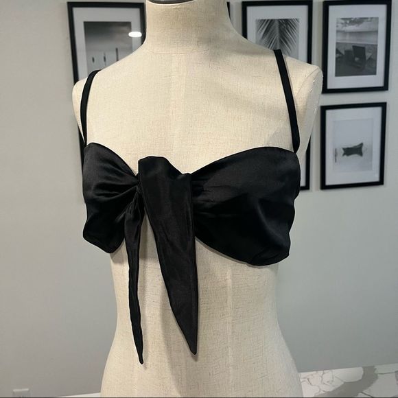 Victoria's Secret Black Satin Tie Front Bralette Sz.XL - Picture 9 of 12